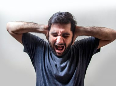 man in black crew neck t-shirt